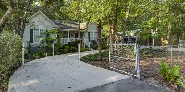 513 Newberry Drive