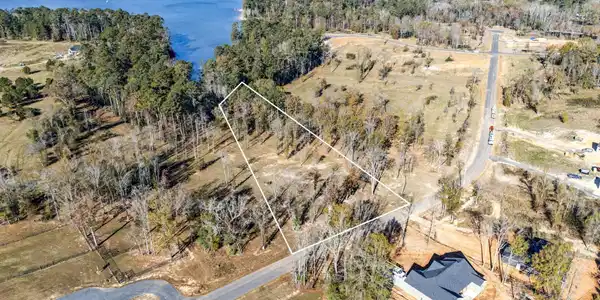 Navigator Trail