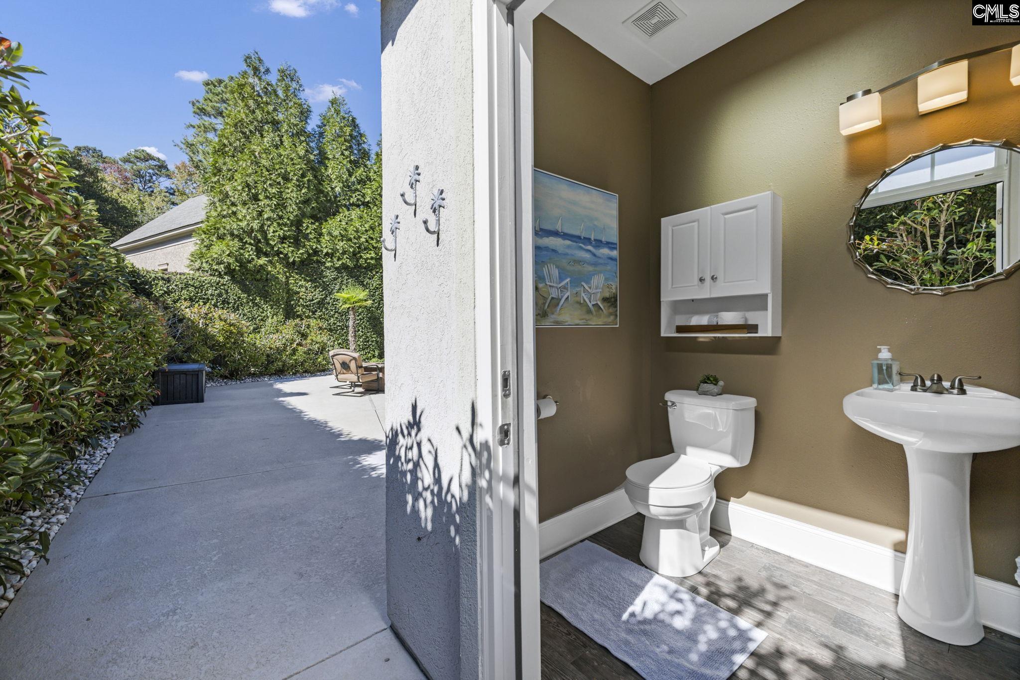 Image 3: pool bath - has skylight too!, Exterior Side