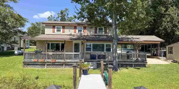 220 Old Cedar Point