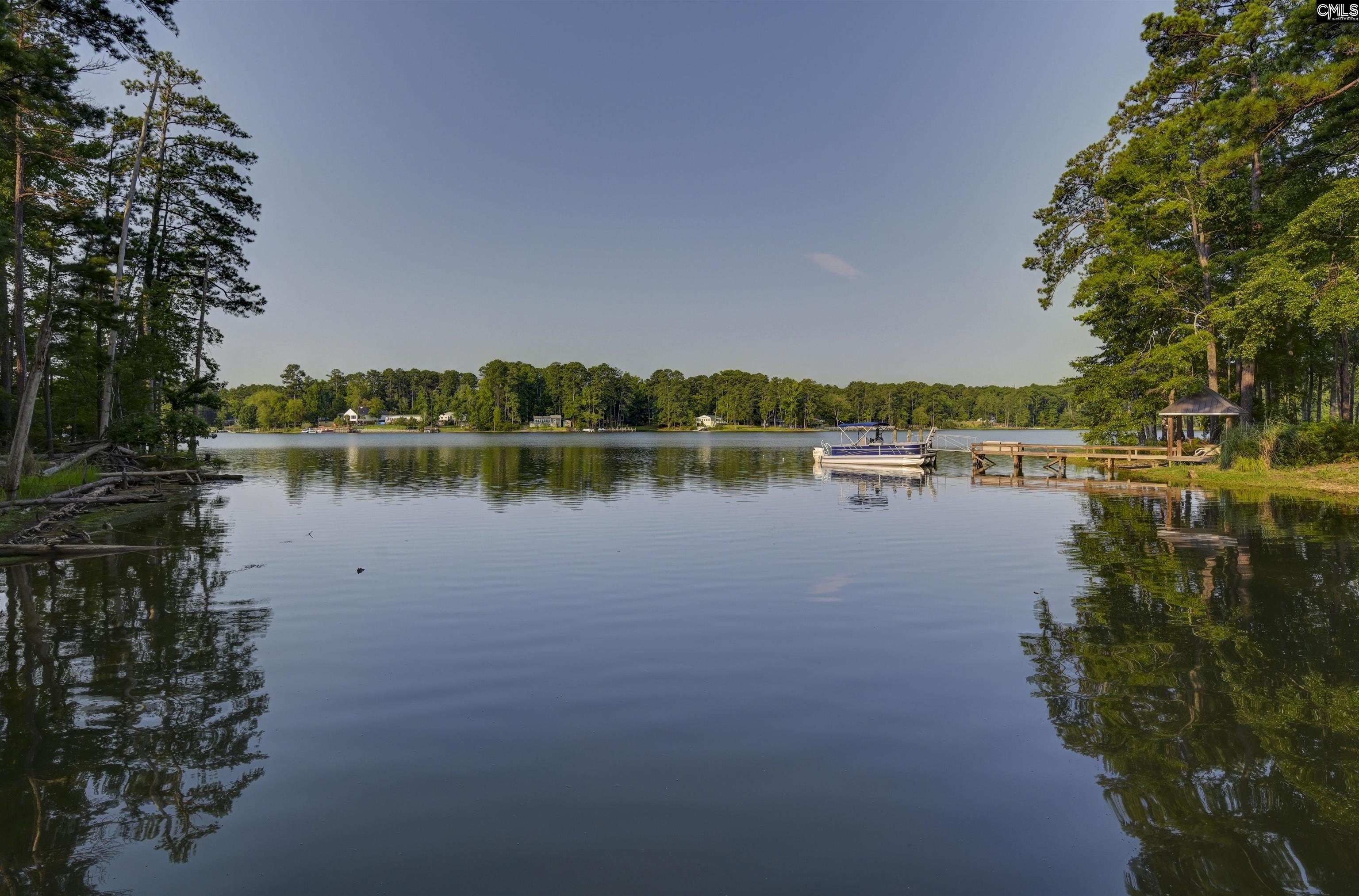Image 1: STUNNING VIEWS!