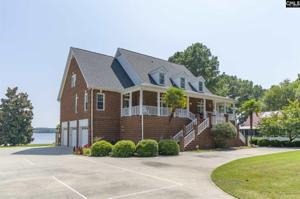 2370 Ann's Loop