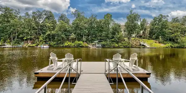 366 Sunnycrest Lane