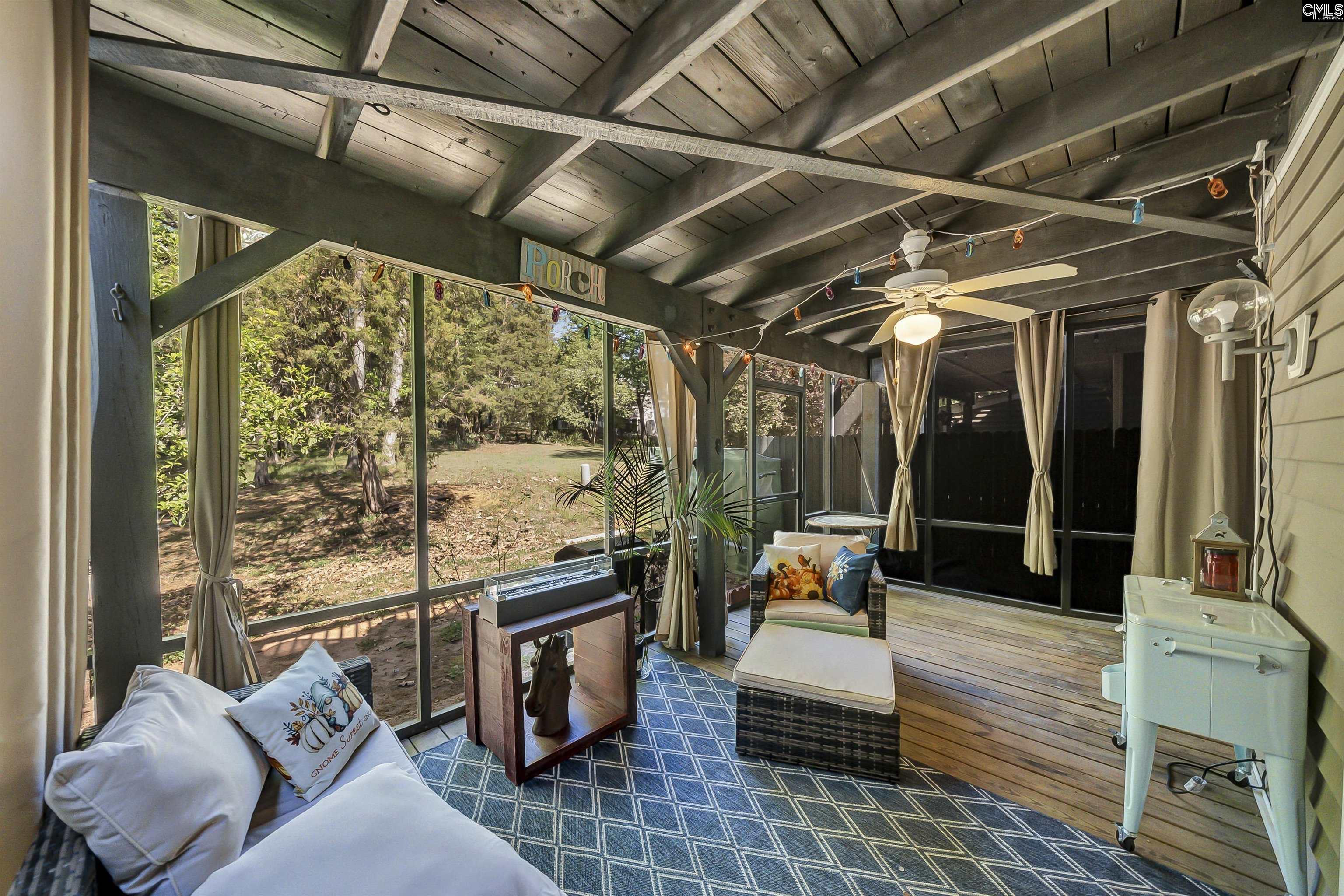 Image 1: Amazing Screened Porch of Living/dining room on Main