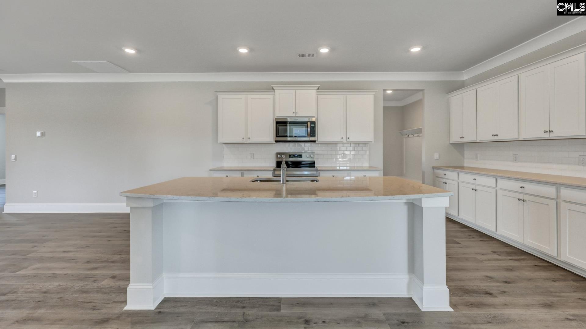 Image 2: Large floating kitchen island