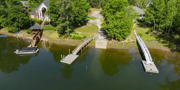 Image 2: Community Boat Ramp