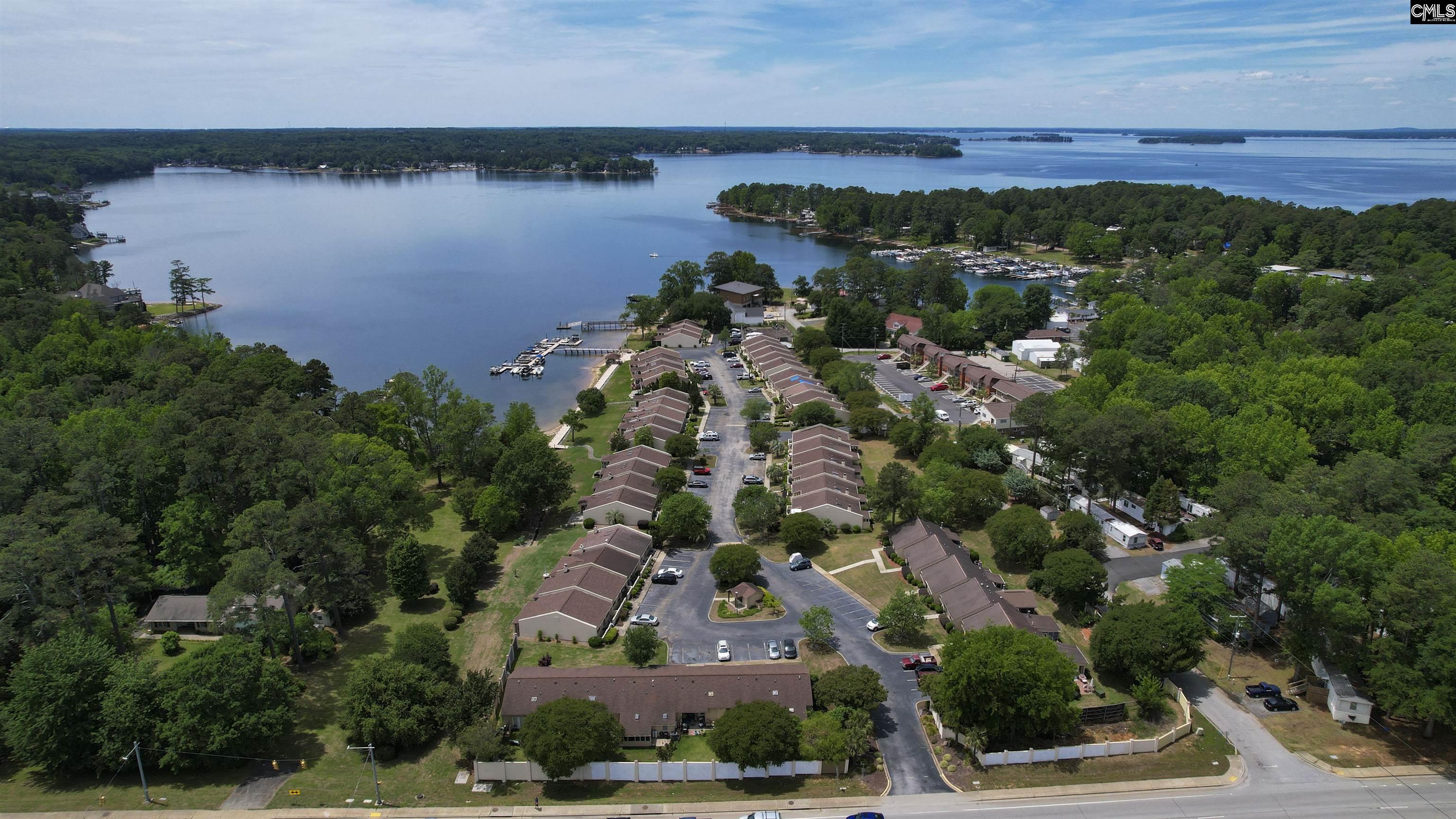 Image 1: LAKEFRONT COMMUNITY!
