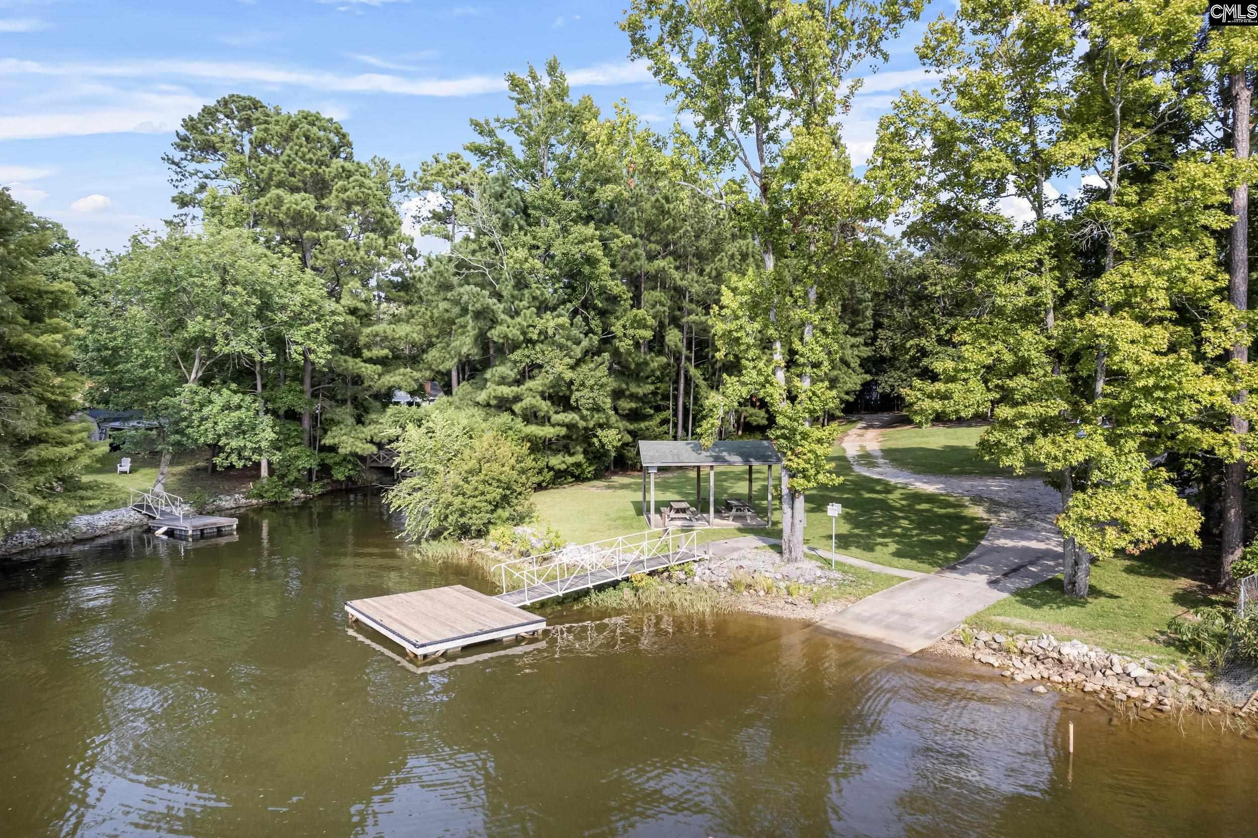 Image 2: Community Dock and Boat Ramp