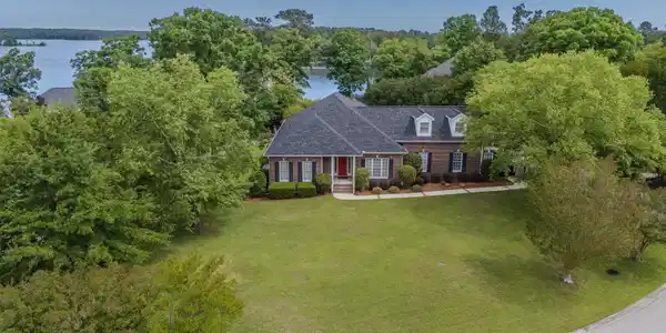 1384 Camping Road