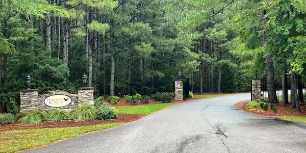 106 Admirals Point