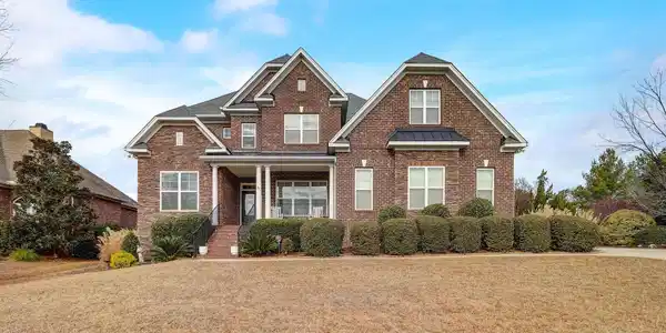 154 Lakeport Drive