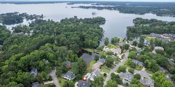 540 Sail Point Way