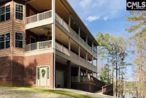845 Woodside Dr. Drive