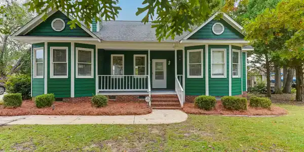421 Shadowood Drive