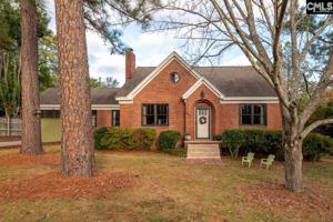 854 Arbutus Drive