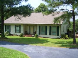 627 WESTSHORE DRIVE