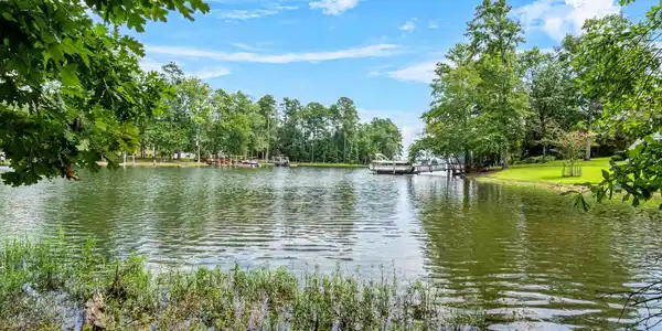 304 Edgewood Court