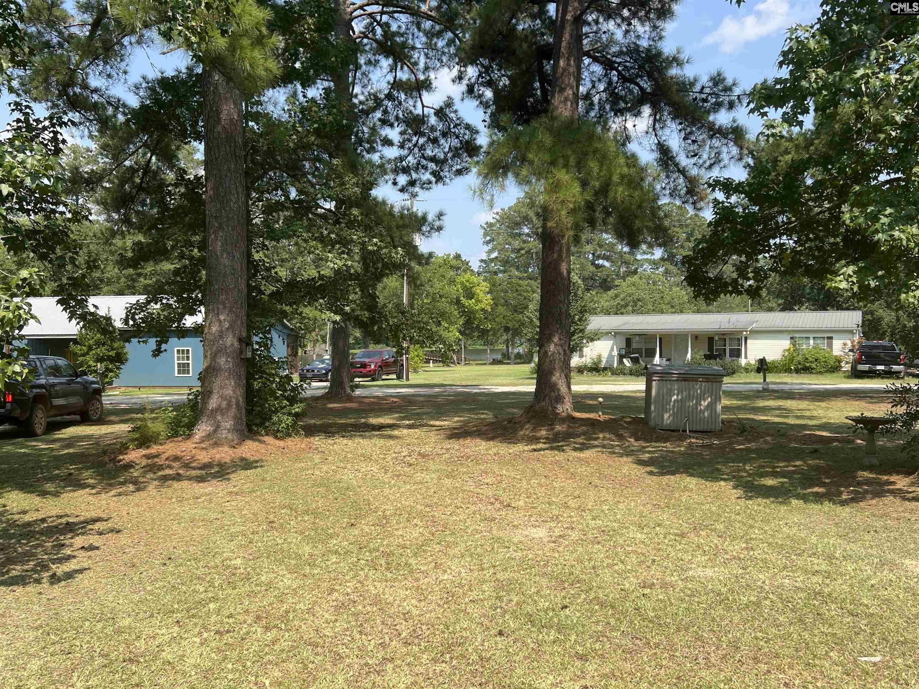 Image 0: Close to Lake Murray