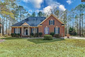 10 Leaning Oak Court