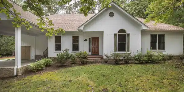 69 Middle Creek Road