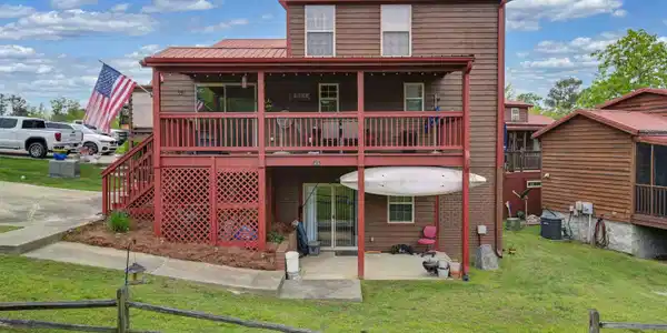 141 Front Street