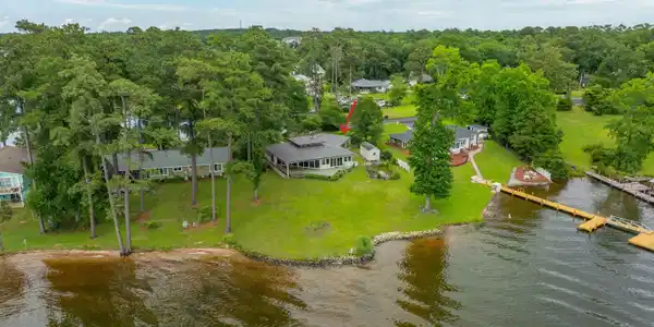 135 Winding Road