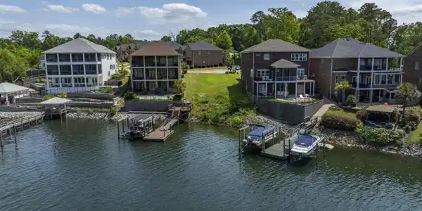 180 Palm Point Drive