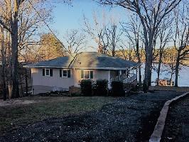1487 Kingfisher Dr Drive