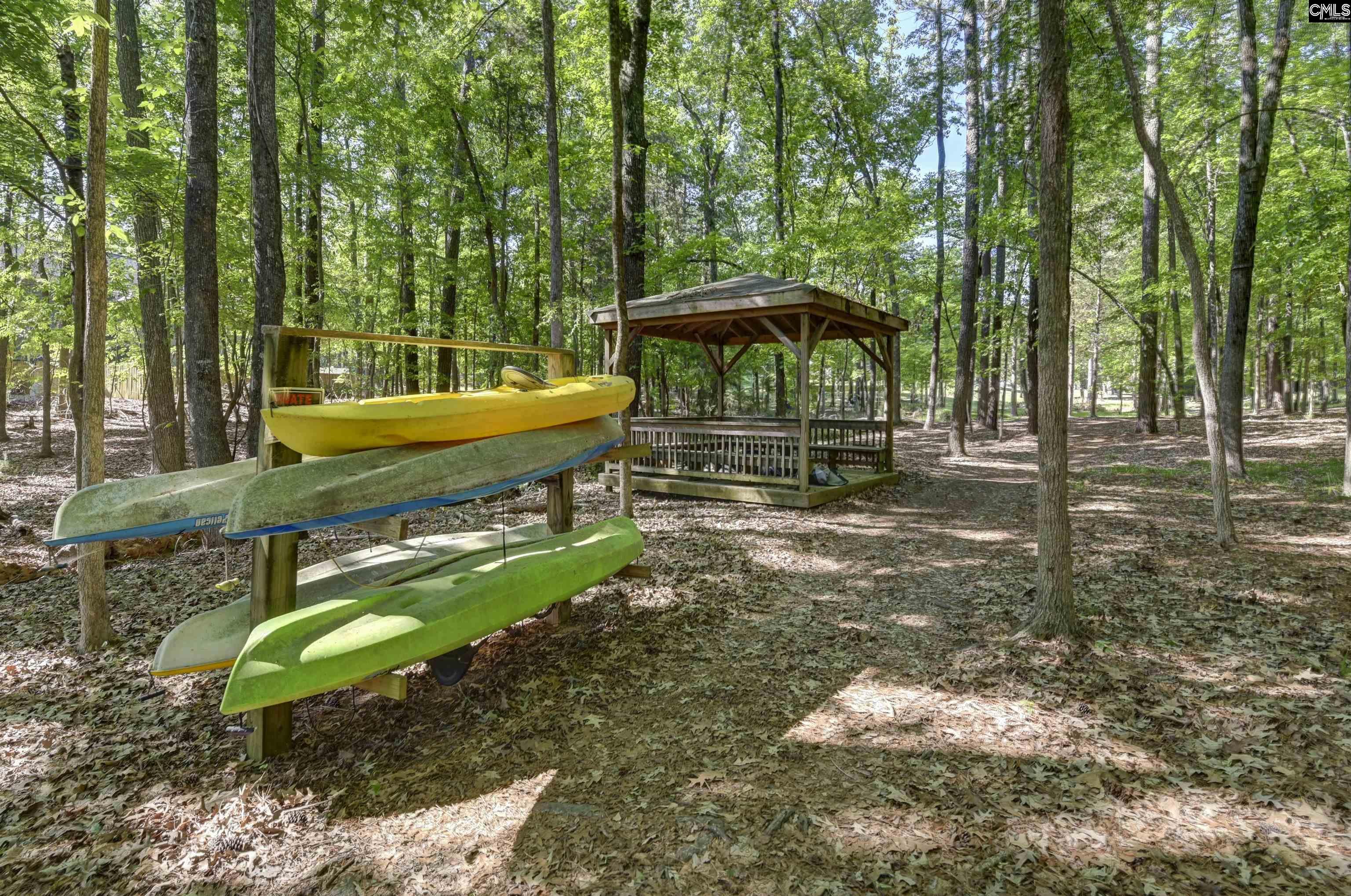 Image 3: Gazebo On Trail