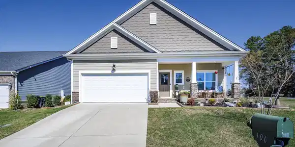 106 Bowyer Lane