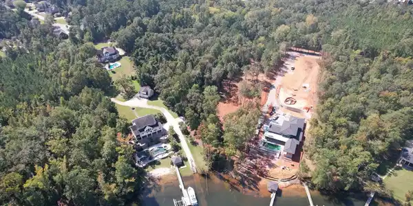 1050 Wise Ferry Road