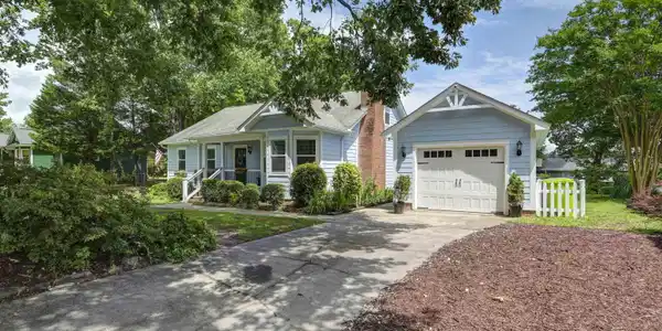 501 Shadowood Drive