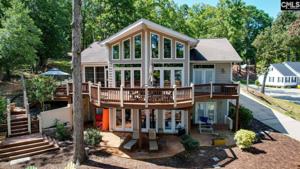 1697 Lakeshore Road