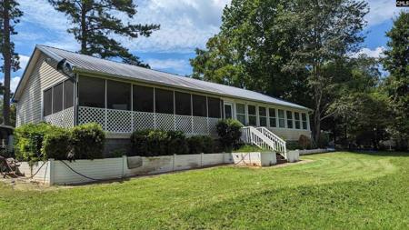 2213 Great North Road