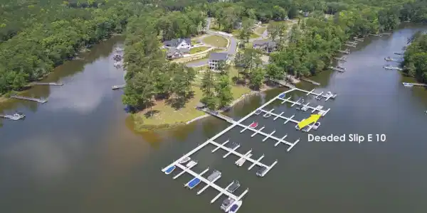 216 Hollands Landing Road