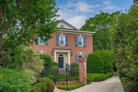 39 Lakeview Circle