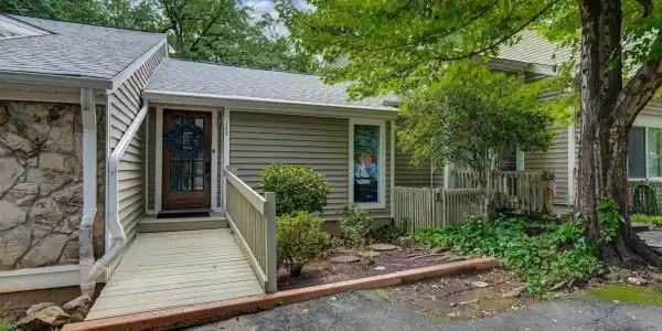 103 Leeward Road