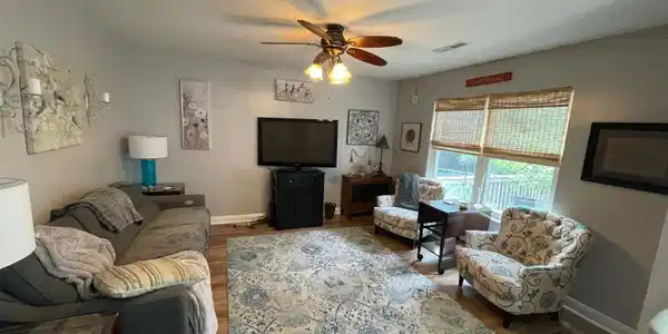 Image 3: Great Room
