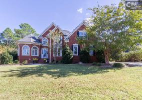 11 LAUREL BLUFF COURT