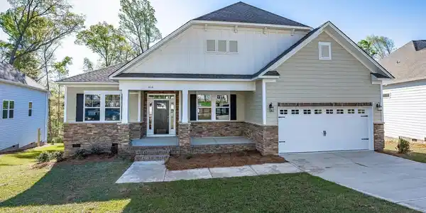 416 Lombard Way