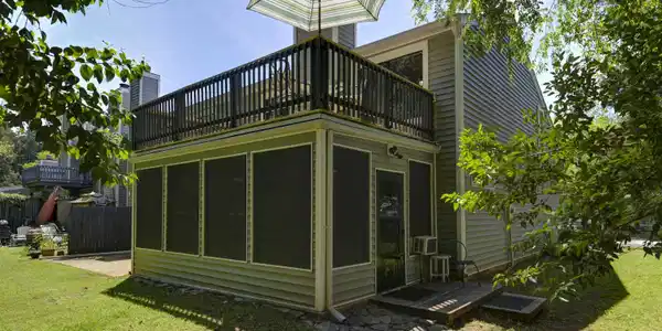 90 Windward Way