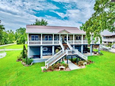 150 Little Point Lane