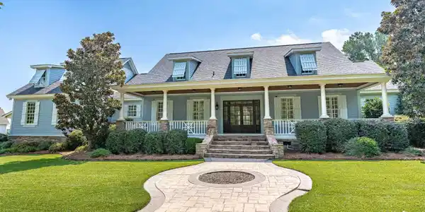 230 Panorama Drive