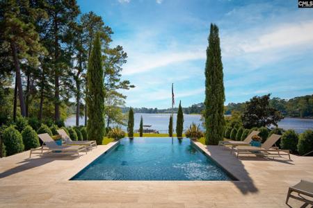 6009 Lakeshore Drive