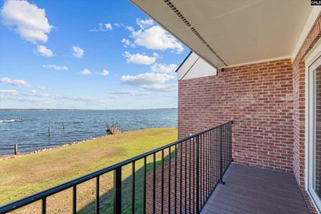 17 Indian Creek Trail