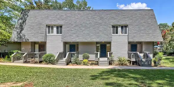 301 Harbor Heights Drive 10c