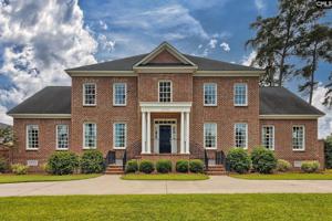 5130 Lakeshore Drive
