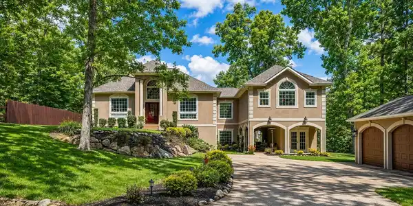 1305 Rock Island Road