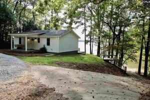 2591 Harbor View Road