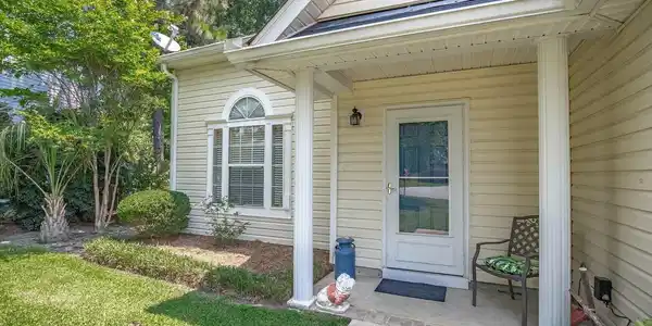 24 Stoney Pointe Drive